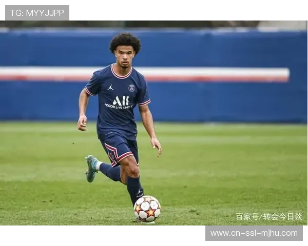 巴黎传奇射手退役转型青训教练，培养新星